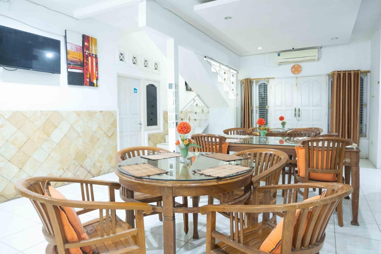 House Of Joy Sopalan Redpartner Hotel Kalasan Ngoại thất bức ảnh
