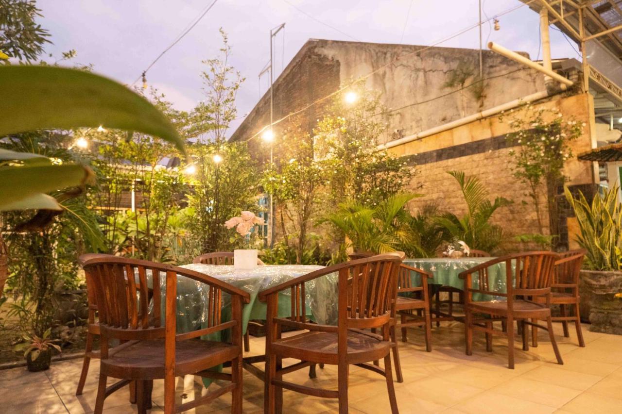 House Of Joy Sopalan Redpartner Hotel Kalasan Ngoại thất bức ảnh