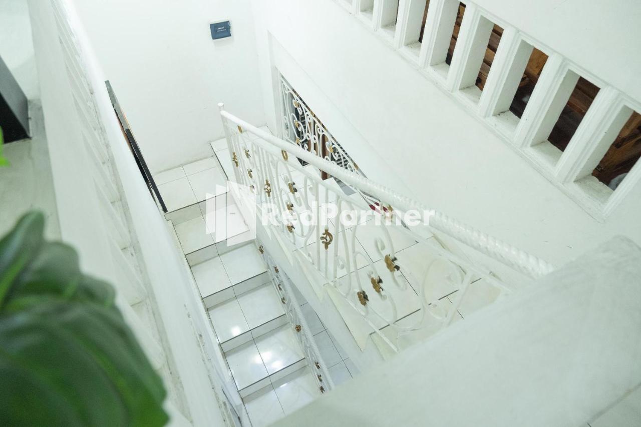 House Of Joy Sopalan Redpartner Hotel Kalasan Ngoại thất bức ảnh